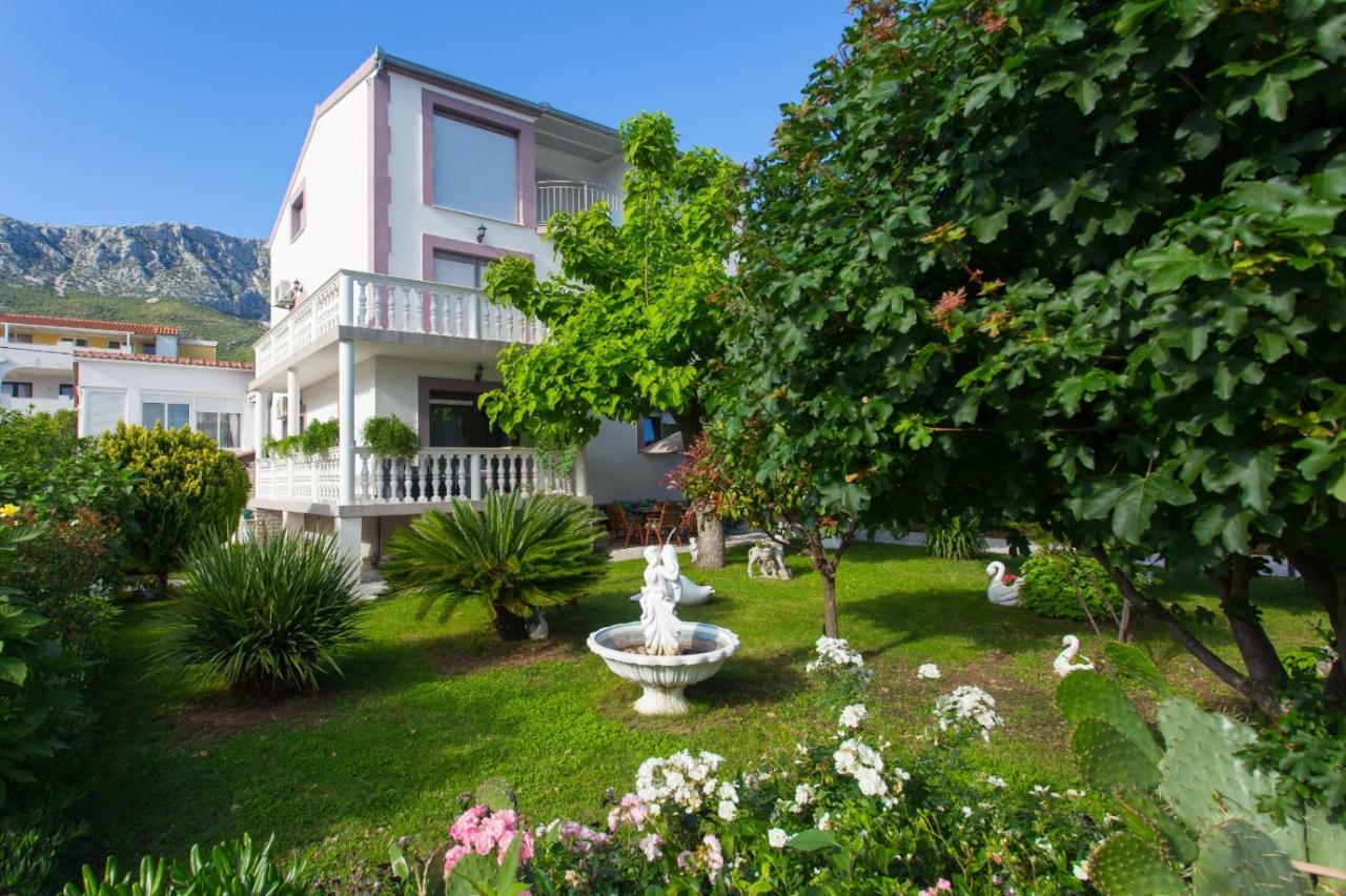 Apartmani Luis Kaštela 外观 照片